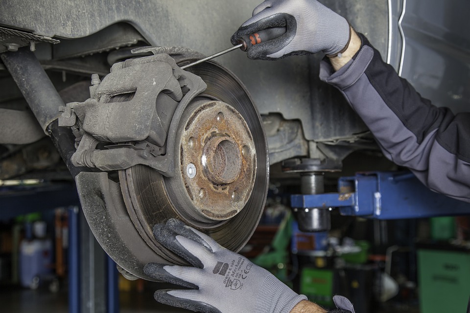 How to choose the best Auto transmission repair company?